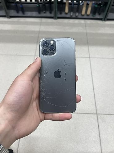 неизвестный абонент: IPhone 12 Pro, 128 ГБ, Графит, Чехол — 2