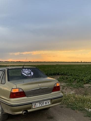 Унаа сатуу: Daewoo Nexia: 2007 г., 1.5 л, Кол менен иштөөчү, Бензин, Седан — 2