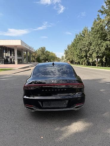 carplay android: Hyundai Grandeur: 2021 г., Седан — 9