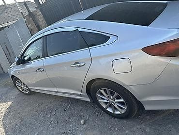 Hyundai Sonata: 2019 г., 2 л, Автомат, Газ, Седан — 3