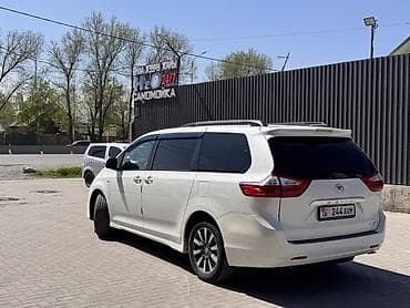 h 100: Toyota Sienna: 2018 г., 3.5 л, Автомат, Бензин, Минивэн — 2