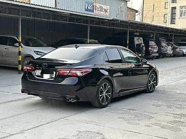 m111 2 2: Toyota Camry: 2019 г., 2.5 л, Автомат, Бензин, Седан — 2