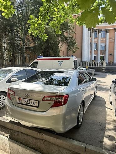 араба ош: Toyota Camry: 2014 г., 2.5 л, Автомат, Бензин, Седан — 10