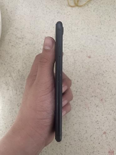 iphone lalafo: IPhone 7, Б/у, 32 ГБ, Черный, Защитное стекло, Чехол, 91 % — 5
