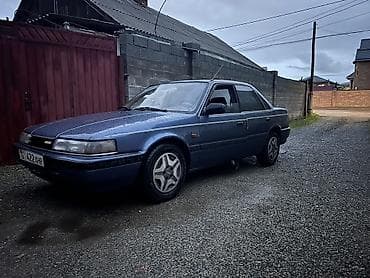 Mazda 626: 1987 г., 2 л, Механика, Бензин, Седан