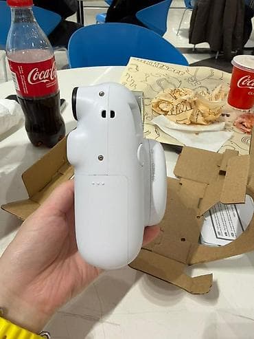 poco ф4: FUJIFILM Instax mini 12 — компактная мгновенная камера для снимков — 5