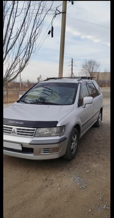 mitsubishi space: Mitsubishi Space Wagon: 2002 г., 2 л, Механика, Бензин, Минивэн — 2