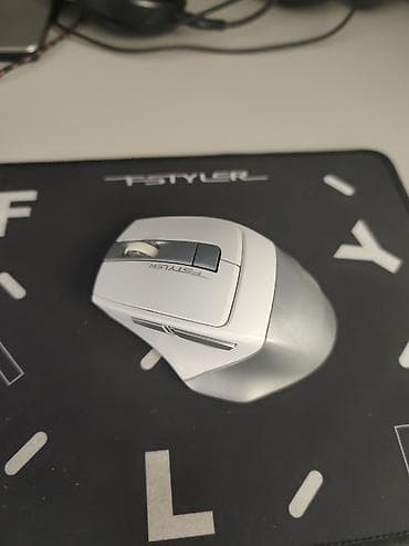 wl mouse: •Два режима: режим Bluetooth и беспроводной режим 2,4 ГГц обеспечивают — 1
