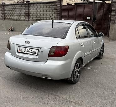 6: Kia Rio: 2010 г., 1.6 л, Механика, Бензин, Седан — 2