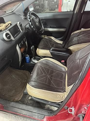 suzuki gn: Toyota Ist: 2002 г., 1.5 л, Автомат, Бензин, Хэтчбэк — 7