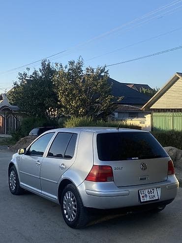 new beetle: Volkswagen Golf: 2003 г., 2 л, Автомат, Бензин — 10