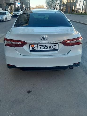 corolla s: Toyota Camry: 2019 г., 2.5 л, Автомат, Бензин, Седан — 3