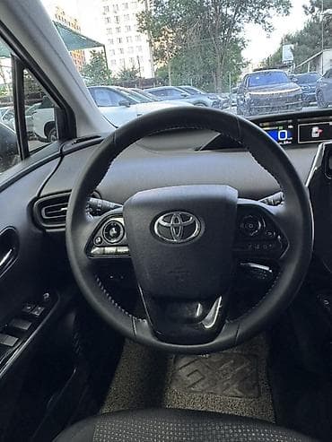 prius plus: Toyota Prius: 2020 г., 1.8 л, Вариатор, Гибрид, Хэтчбэк — 7