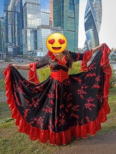 Сдаётся в прокат танцевальные костюмы цыганский уйгурский индийский