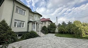 балыкчы таш сарай: Просторный двухэтажный дом с мансардными элементами и балконом — 4