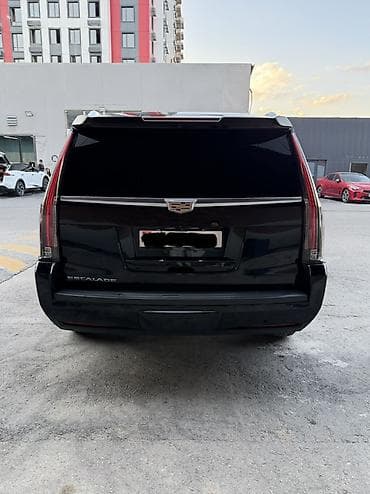 Продажа авто: Cadillac Escalade: 2019 г., 6.2 л, Автомат, Бензин, Внедорожник — 3