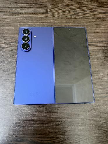 ipad 4: Samsung Galaxy Z Fold 7, Б/у, 256 ГБ, цвет - Синий, 1 SIM, eSIM — 4