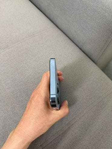 mi11 t: IPhone 13 Pro Max, Б/у, 256 ГБ, Sierra Blue, Защитное стекло, Чехол, 79 % — 4