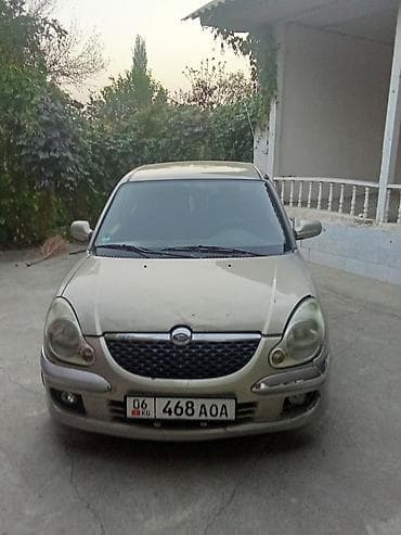 forester sf: Daihatsu Sirion: 2003 г., Механика, Бензин, Пикап — 1