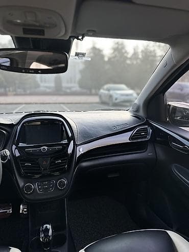 byd e7: Chevrolet Spark: 2018 г., 2 л, Автомат, Бензин, Хэтчбэк — 8