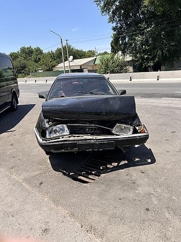 Audi 100: 1989 г., 2.3 л, Механика, Бензин, Универсал