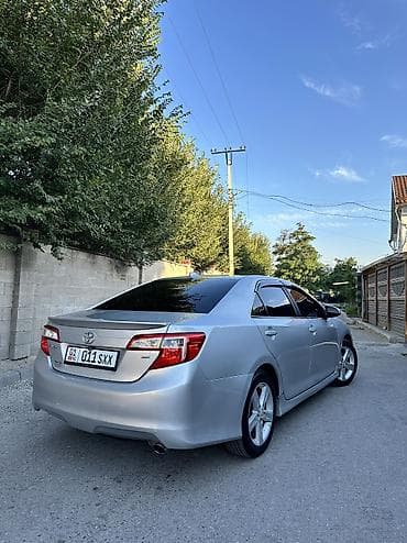 Toyota Camry: 2013 г., 2.5 л, Автомат, Бензин, Седан — 5