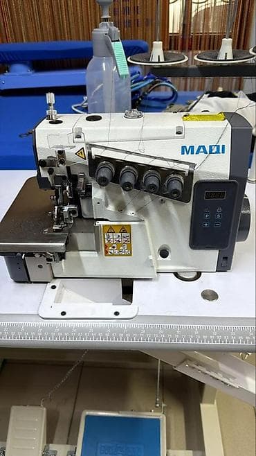 Промышленный оверлок MADI-4 нитка 
Б/у идеал состояние