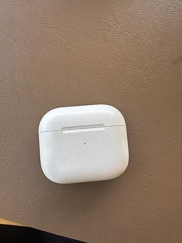 Зымсыз толук өлчөмдөгү кулакчын: AirPods 3 Беспроводные наушники Apple AirPods Pro (в кейсе зарядки) — 1
