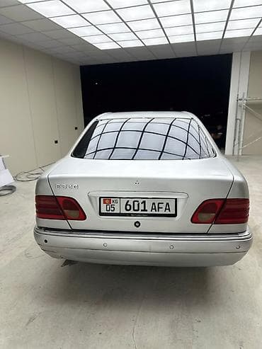 Mercedes-Benz E-Class: 1997 г., 3.2 л, Автомат, Бензин, Седан — 3