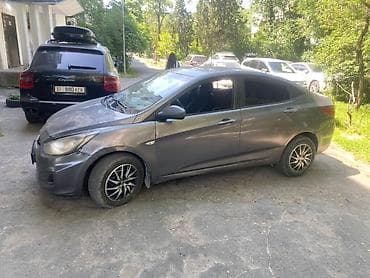 Hyundai Accent: 2013 г., 1.6 л, Автомат, Бензин, Седан