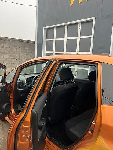 fit 2012: Honda Fit: 2011 г., 1.5 л, Автомат, Бензин, Хэтчбэк — 3