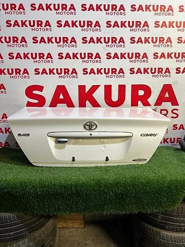 Крышка багажника Toyota, Б/у, Оригинал