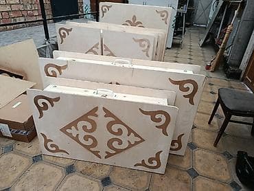 детскую кровать и письменный стол: Национальный кыргызский стол, Раскладной, Дерево — 4