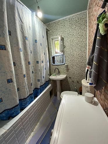 дом в караколе: 🏡 Сдаётся большой уютный дом на Иссык-Куле! В селе Чон-Сары-Ой Большой — 6
