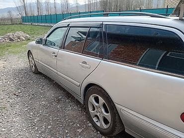 авто подголовник: Mercedes-Benz E-Class: 2003 г., 3.2 л, Автомат, Дизель, Универсал — 4
