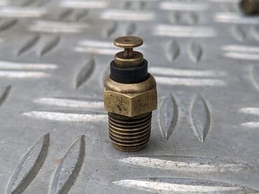 датчик температуры охлаждающей жидкости опель зафира: Daihatsu 1998 г., Б/у, Оригинал — 8