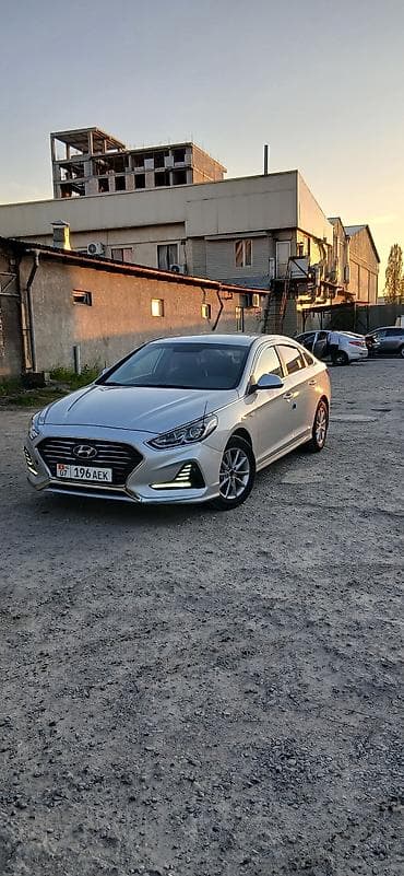 Hyundai Sonata: 2022 г., 2 л, Автомат, Газ, Седан