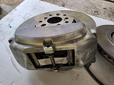 жёсткий сцепка: Передние тормозные механизмы gs комплектом Состав: - Пара — 4