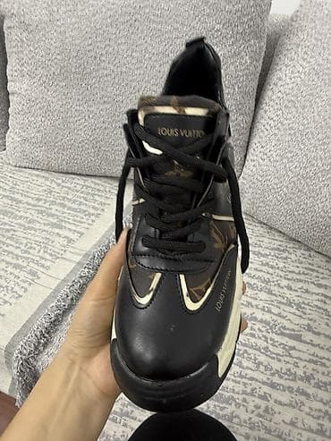 travis scott: Кроссовки, 38, Louis Vuitton, Б/у, цвет - Черный, Самовывоз — 2
