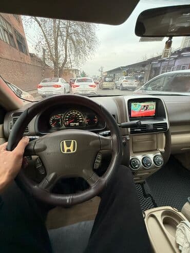 спортивный мото: Honda CR-V: 2005 г., Автомат, Бензин, Кроссовер — 9