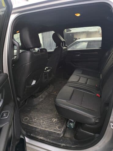 бишкек продажа авто гибрид: Dodge Ram 1500: 2021 г., 5.7 л, Автомат, Гибрид, Пикап — 7