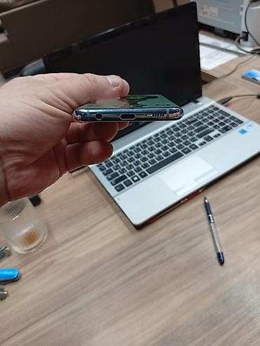 s9 fe: Samsung Galaxy S10, Б/у, 128 ГБ, цвет - Голубой, 1 SIM — 9