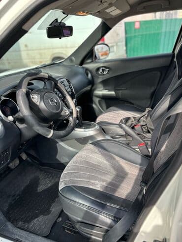 соко стойка: Nissan Juke: 2011 г., 1.6 л, Автомат, Бензин, Кроссовер — 8