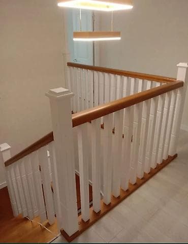 Курулуш жыгачтары, тирөөчтөр: Агач тепкичи Жеке менчик үй үчүн, Жыгачтын туру: Кара Жыгач, Тепкичтин формасы: Көп марштуу, Стиль: Классикалык — 10