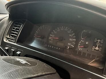 Mitsubishi Delica: 2002 г. — 9