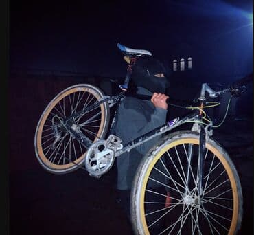 Ищу работу есть опыт но хочу не полную рабочию смену а именно 14.00