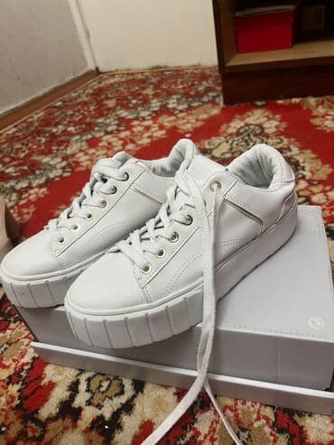 nike react: Белые кеды на платформе, от Бренда Stradivarius Покупала в Турции — 3