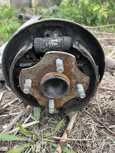 tourer v салон: Электростеклоподъемник 2000 сом и задняя барабанная ступица/механизм — 3