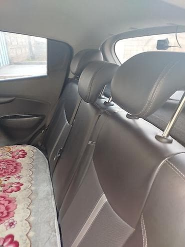 li 9 max: Chevrolet Spark: 2018 г., 1 л, Автомат, Бензин, Хэтчбэк — 5