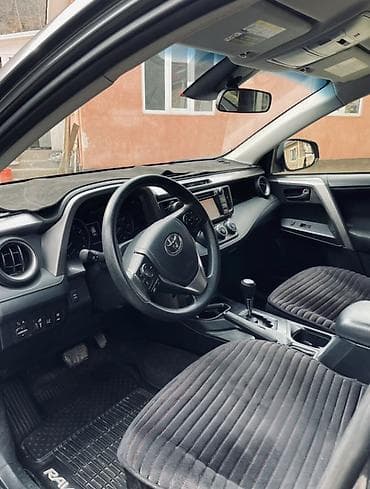 Продажа авто: Toyota RAV4: 2018 г., 2.5 л, Автомат, Бензин, Кроссовер — 7